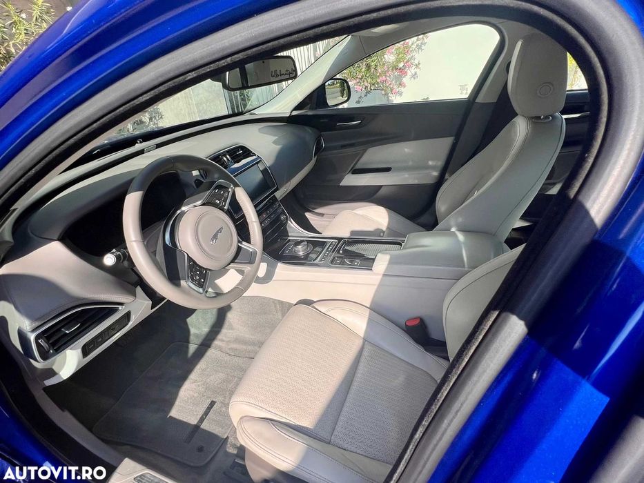 Jaguar XE ~ 2.0 ~ 250 CP ~ Benzina ~ Euro 6 ~ 63.360 km