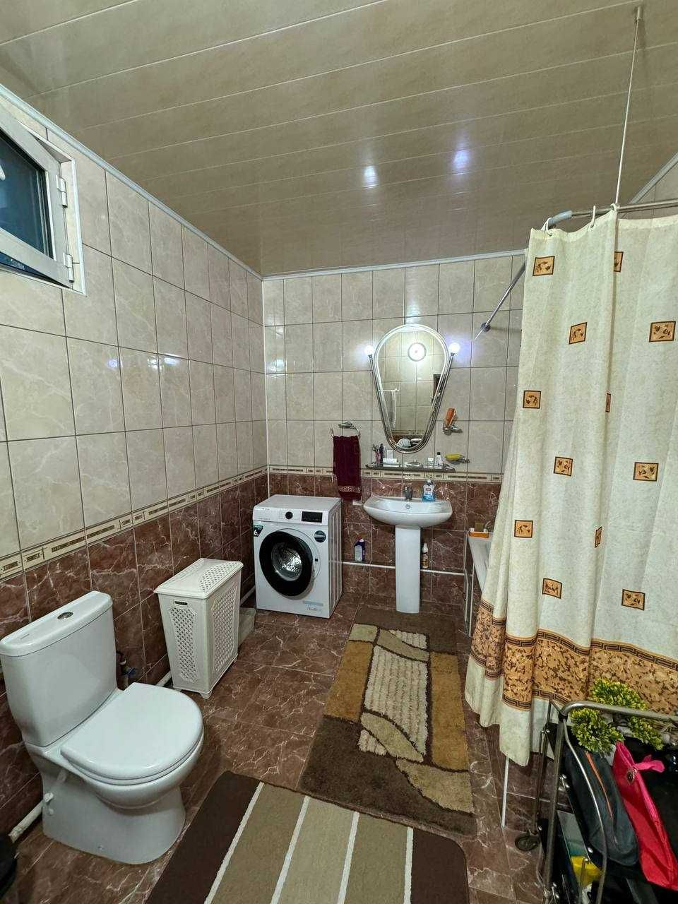 Домрабад, Дом 4,2 сотки (16 гор больница)