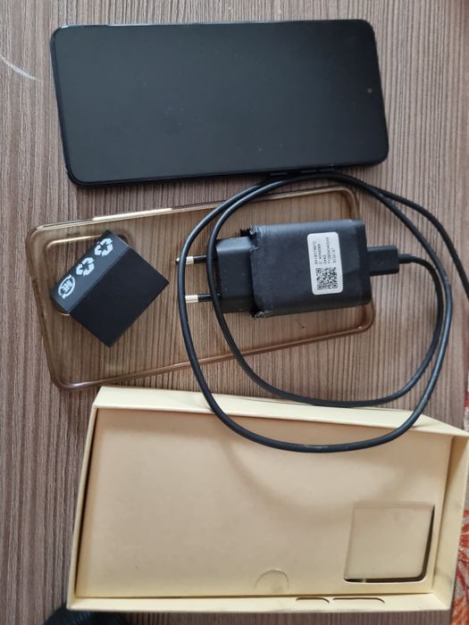 Vand telefon Mororola g84