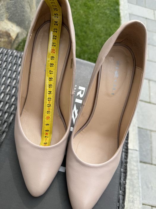 Pantofi cu toc piele beige