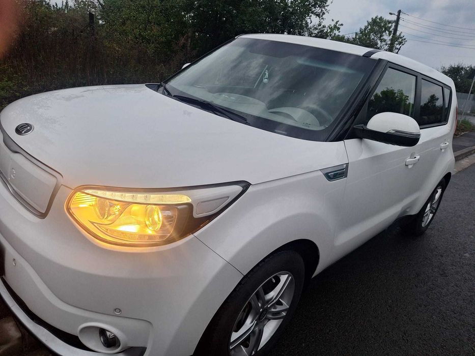 Vând Kia Soul Style electrică  (garanție)