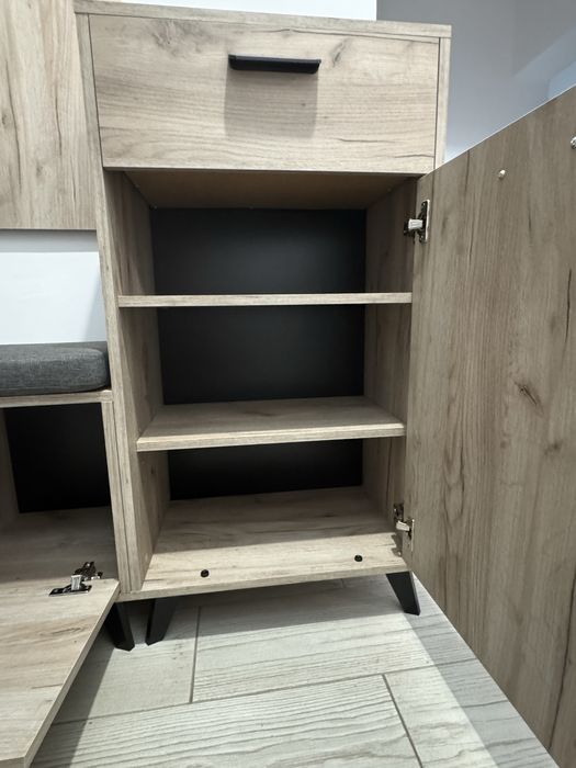 Mobila hol ridicare personala