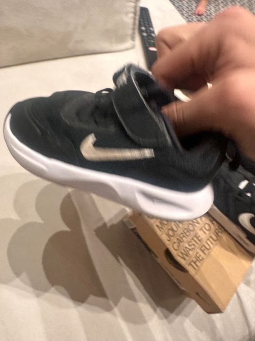 Продавам детски маратонки Nike Air Max Dawn 7C 13 cm, EUR 23.5