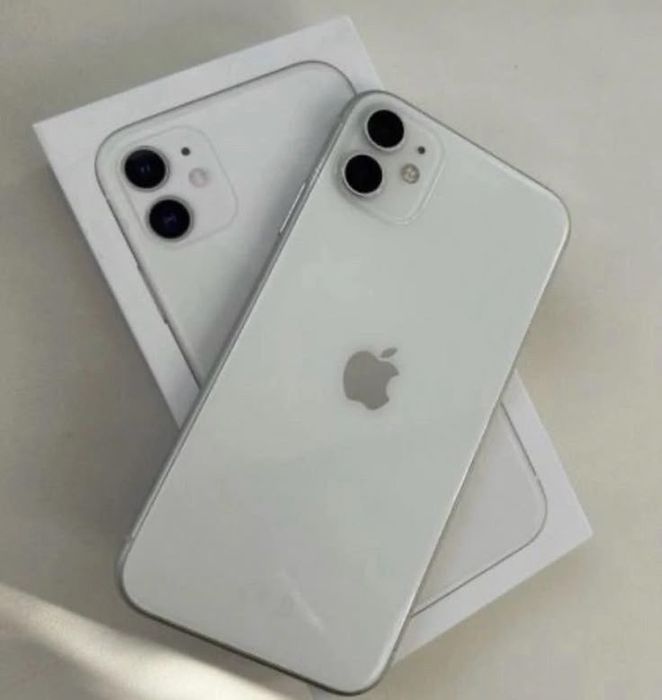 Продам Айфон 11