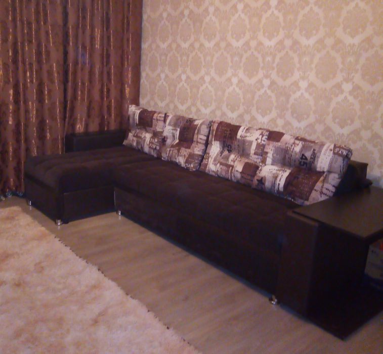 Продам угловой диван не дорого