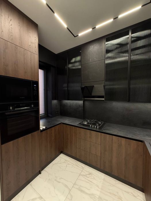 Продаётся КВАРТИРА 3/6/8 на 146м2Банковский дом Ор-р:посольство Японии