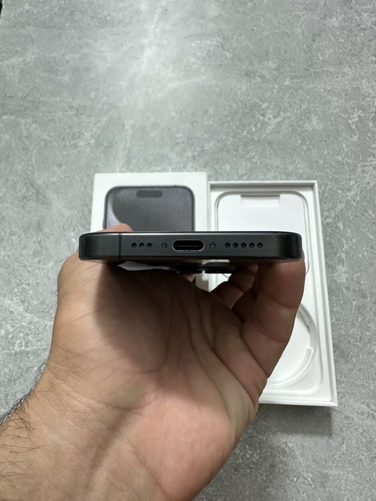 iPhone 15 Pro 128GB Black Titanium