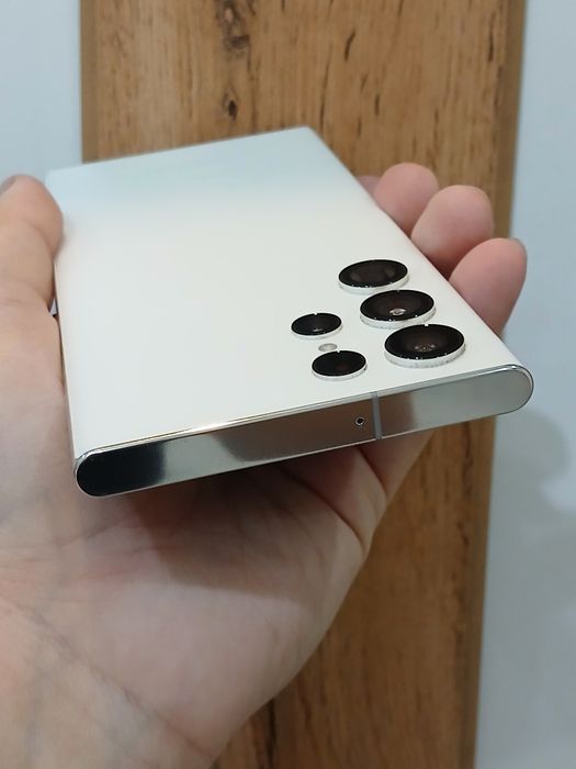 Samsung S22 Ultra 5G 12/256 IDEAL