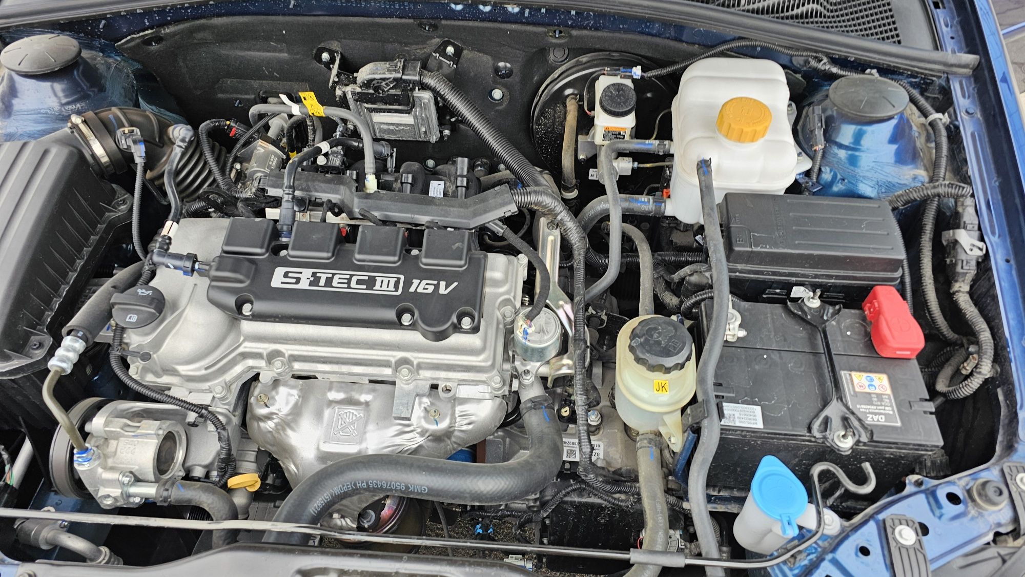 Gentra 3 A/T full pozitsiya lyuk Abs magnitafon bor