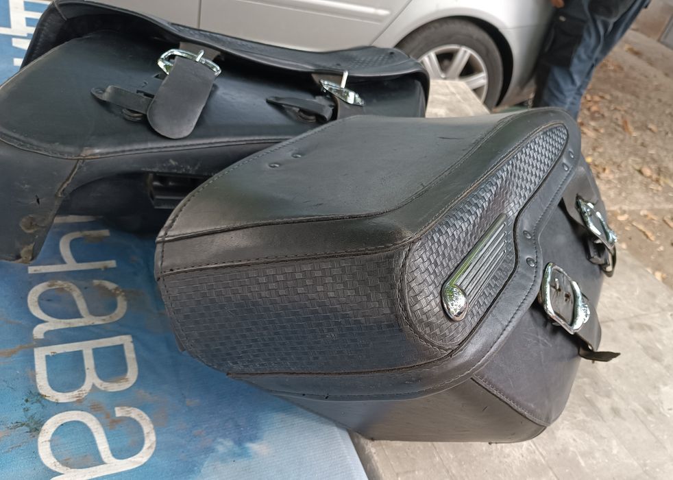 Дисаги за Харлей Дейвидсън / Harley Davidson и слюда / защитно стъкло