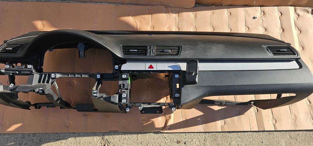 Plansa bord cu airbag pasager Vw Passat B6 2007 / 2008 / 2009 2010