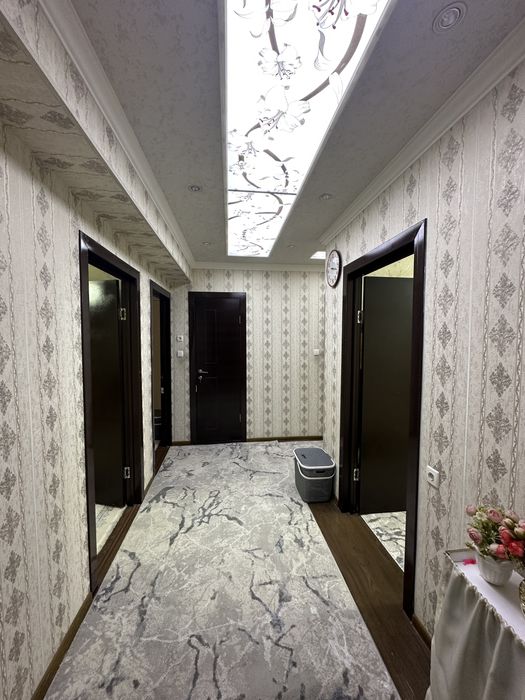 МЕТРО 3-бекат 8-худуд 3*4/3/9 Гиштли 85 квадрат Мебел Техникаси билан