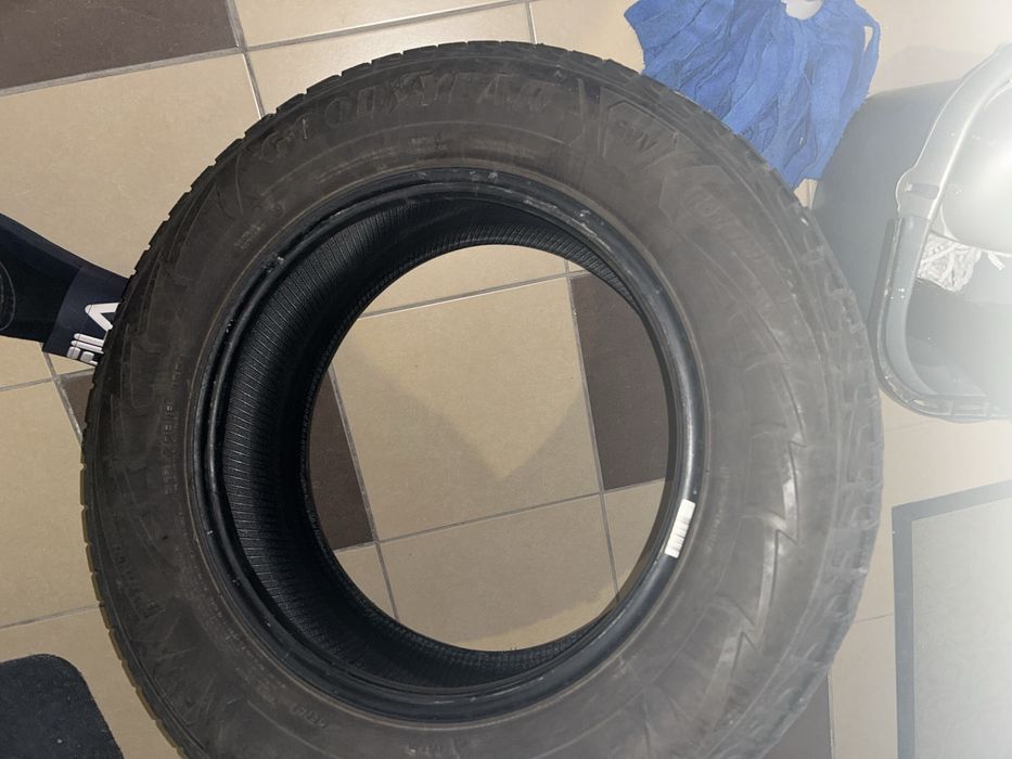 Anvelope goodyear iarna 215/70/R16