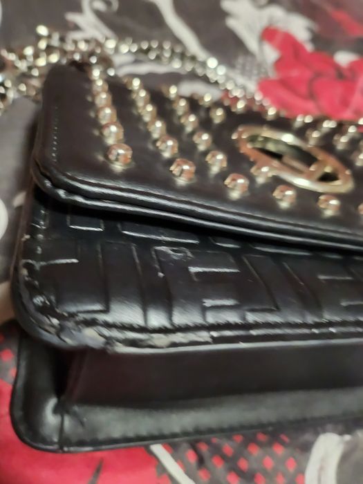 Чантичка Fendi Roma