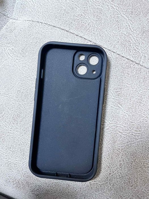 Продавам калъф за iphone 13