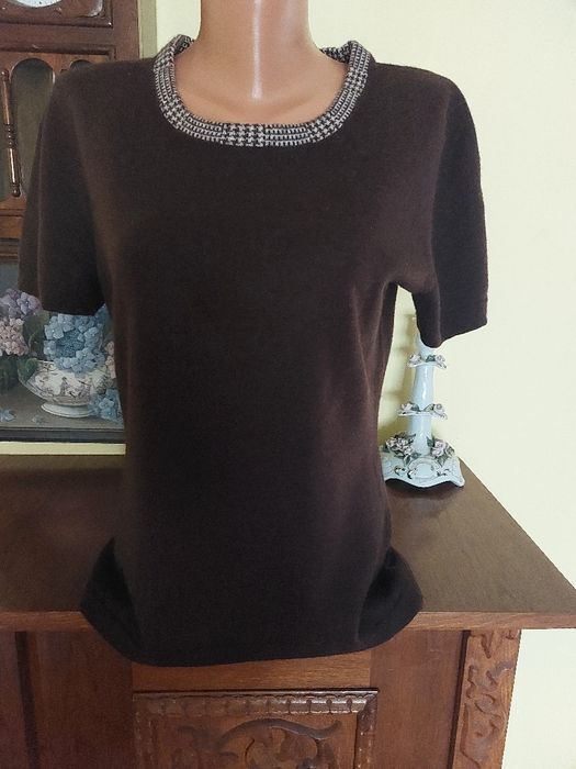 Pulover maro fin si elegant din lana si vascoza