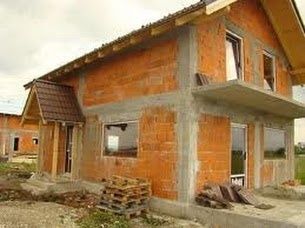 Construim case la rosu/cheie/ Amenajari interioare