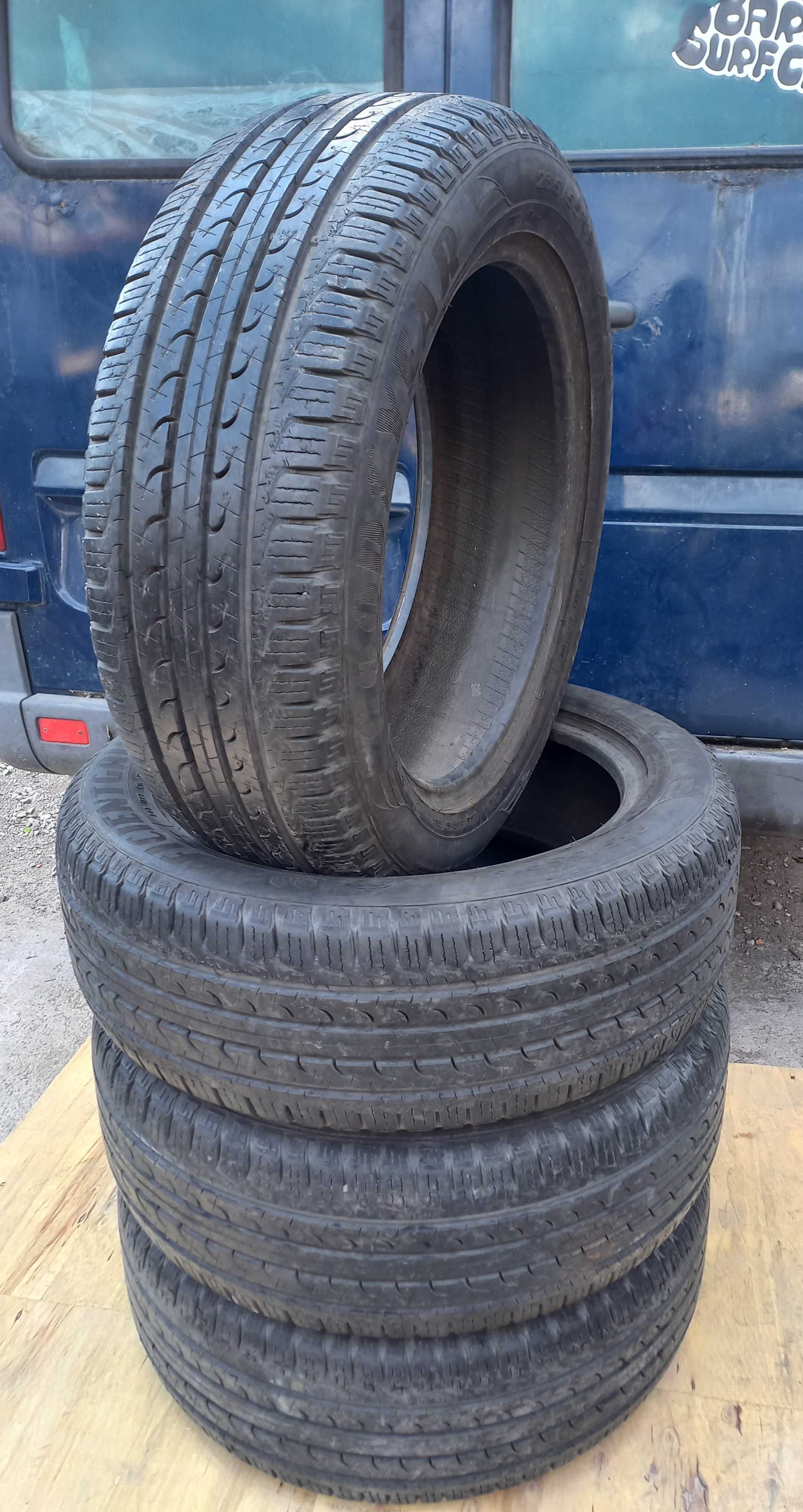 4 броя летни гуми 235 55 19 Goodyear 7mm
