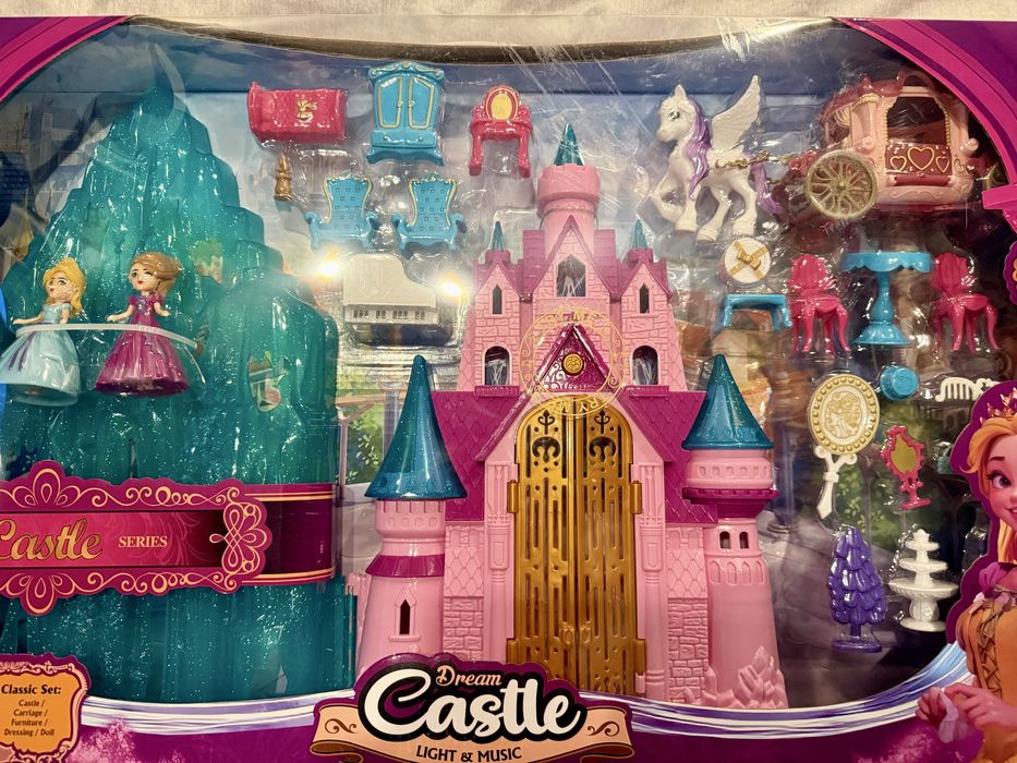 Dream Castle sunt si lumini