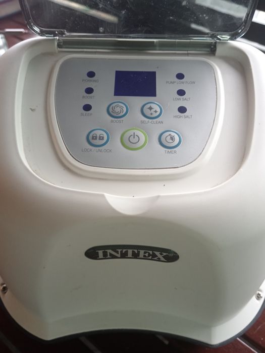 De vânzare: Salinizator Intex QS400 pentru piscină