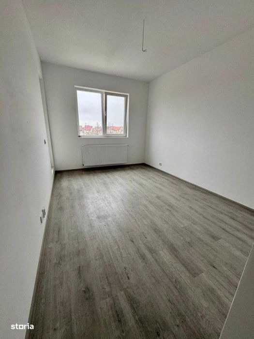 Garsoniera cartier Militari Residence - mutare imediata!!