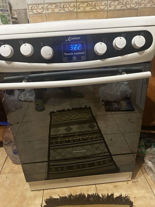 Продам электроплиту Kaizer