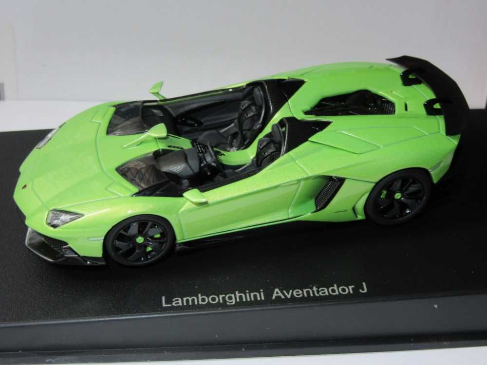 Macheta Lamborghini Aventador J Roadster Autoart 1:43