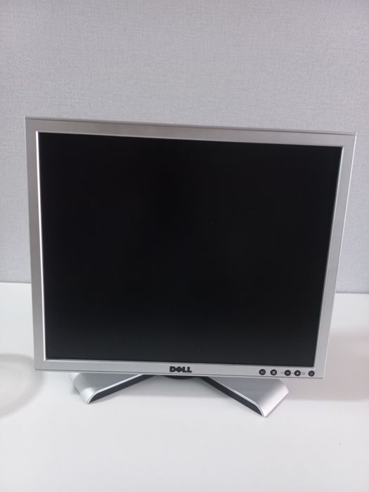 Монитор 15 Dell б/у
