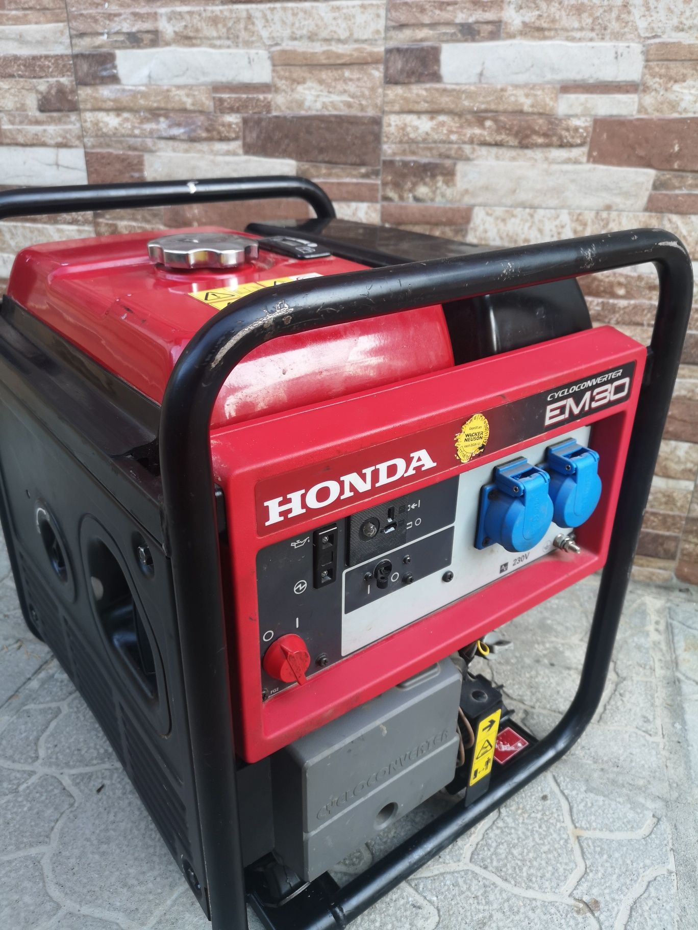 Агрегат GX200 Honda EM30 Инвенторен 3kw 220V