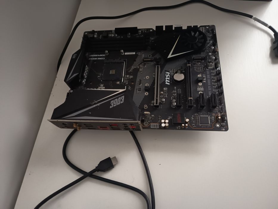 Placa de baza MSI MPG X570 gaming edge wifi AM4