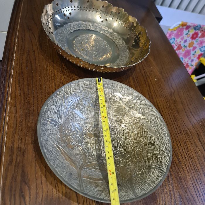 Fructiera alama,proveniența India,modele deosebite,noi,motive florale