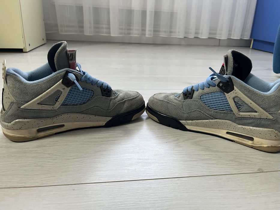 Jordan 4 University Blue