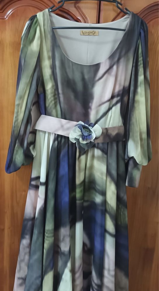 Rochie Midi marimea 40