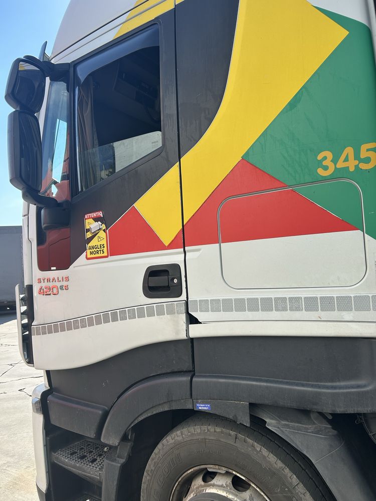 Camion Iveco Sralis