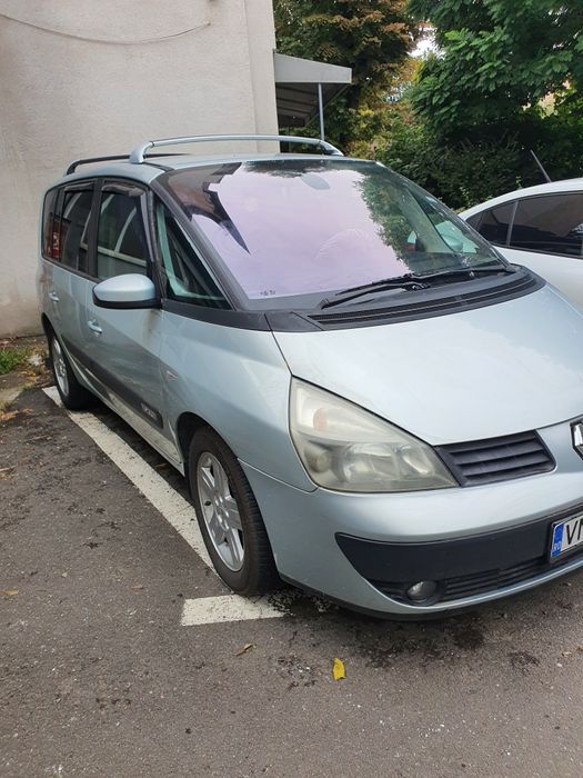 Vând mașină Renault