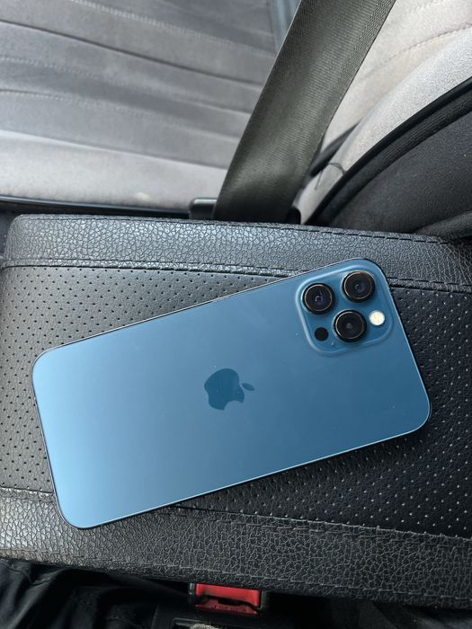 Продам Айфон 12 про макс 128 гб срочно
