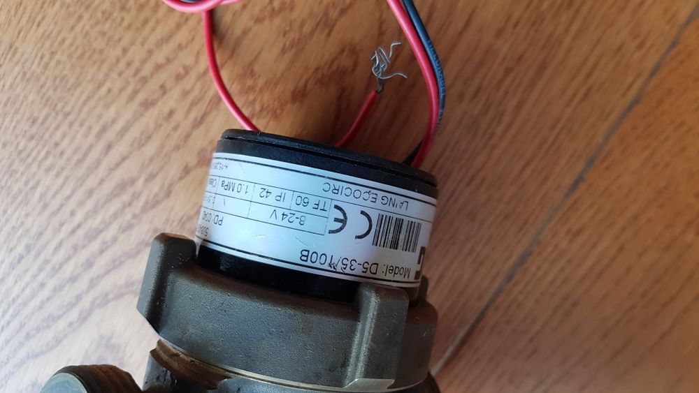 Pompa curent continuu 12V D5-35/100B Laing / Lowara