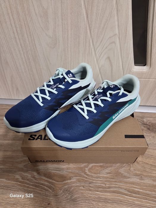 Чисто нови маратонки salomon 43 1/2