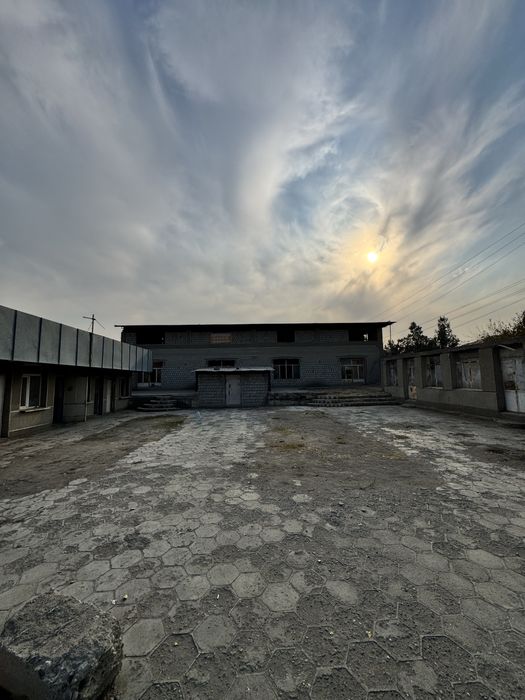 Продается сдается 2 этажное здание + подвал