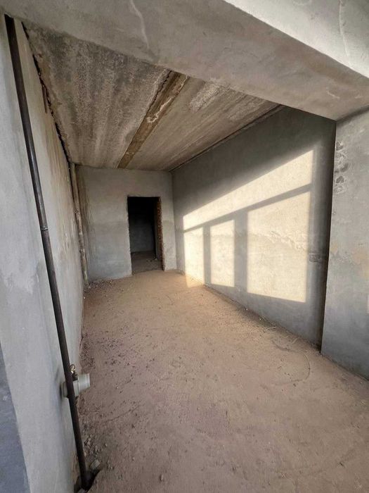 N.12087
Срочно! ПРОДАЁТСЯ 2х комнатная квартира в Новостройке