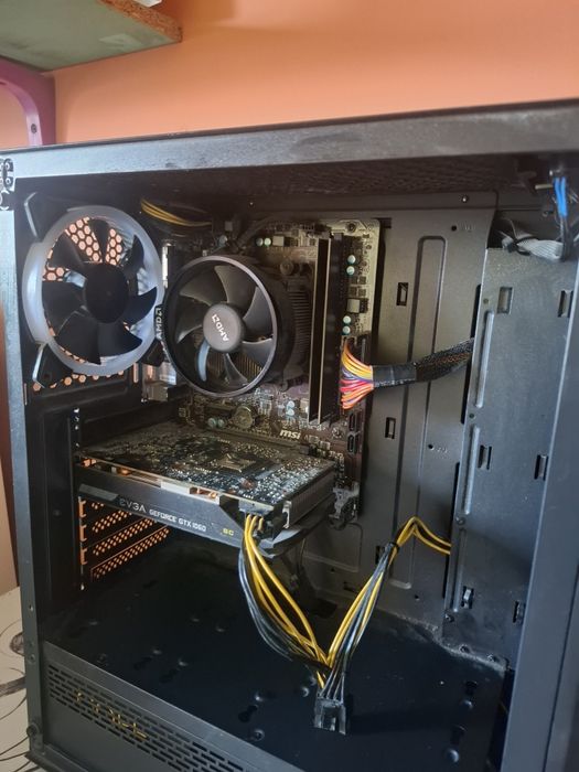 Настолен геймърски компютър - Ryzen 5 1600X/ Gtx 1060 3GB/ 16GB Ram