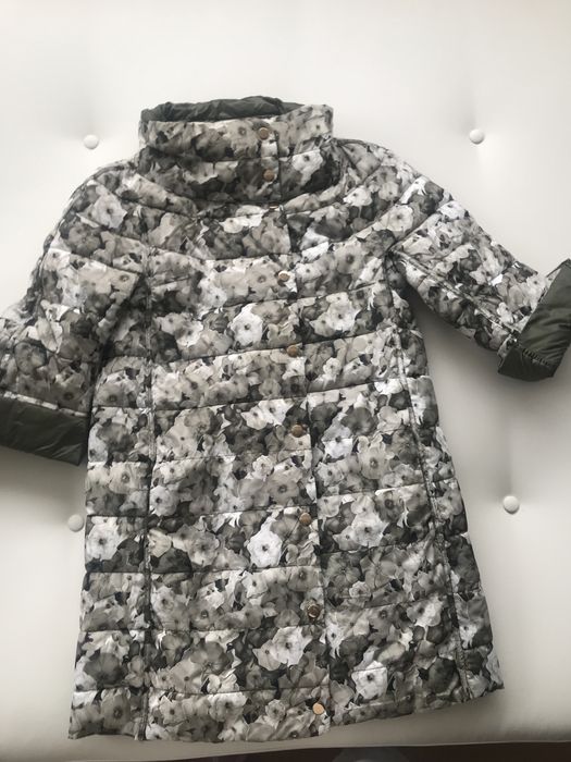 Яке с две лица, М номер