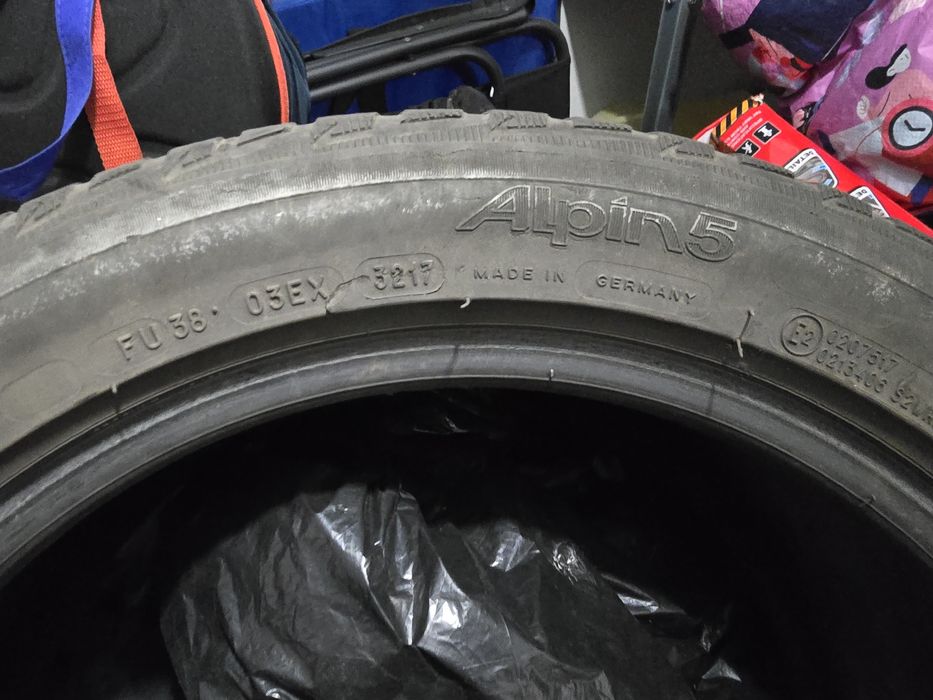 Anvelopa Michelin 215 50 17