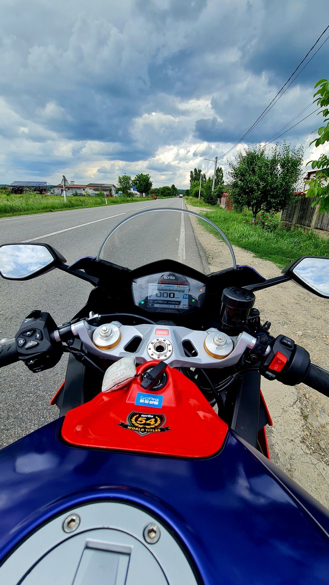 Vand aprilia rs660