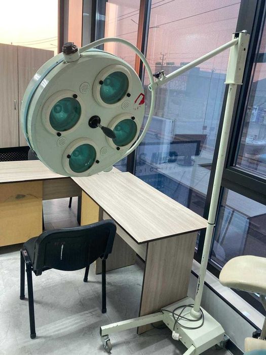 Хирургическая лампа