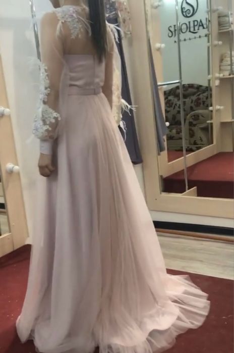 Продается платье