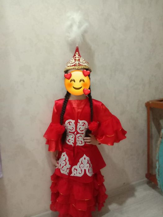 Продам казаские национальный костюм.