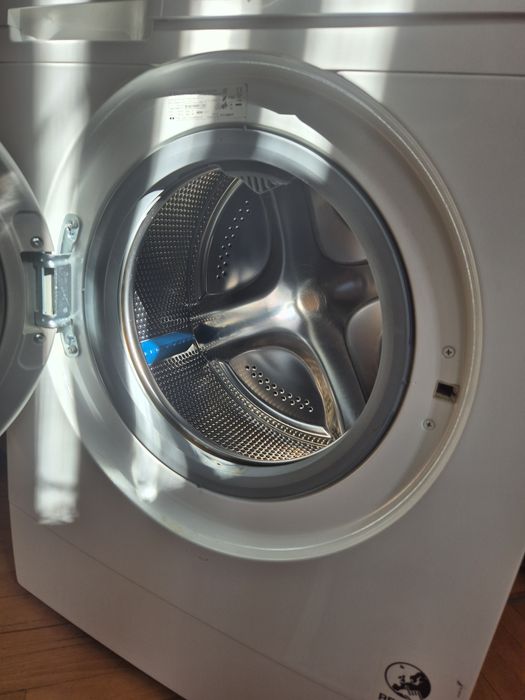 Продаю стиральную машинку Electrolux