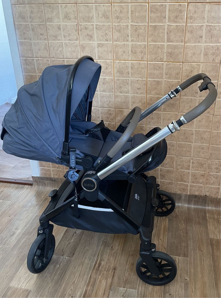 Коляска Kidilo прогулочная