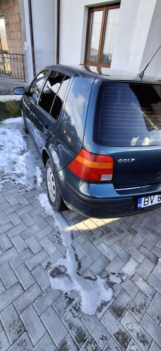 Golf 4 1.6 16V 105 cp 2001 benzina